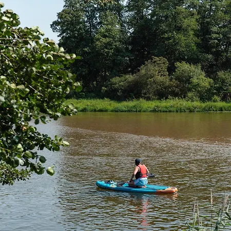 Uroczysko Nad Sauna & Balia Vakantiehuis *